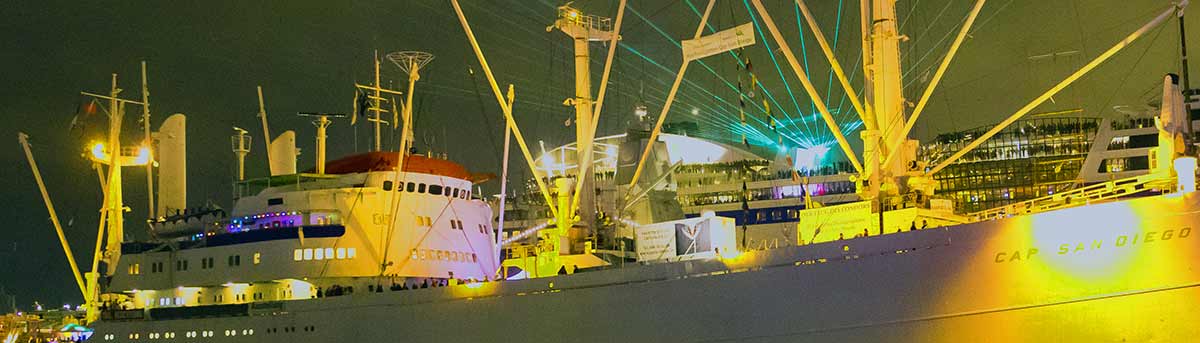 Lasershow zum Hafengeburtstag
